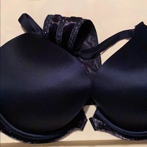 Brand new blu Victoria Secret Bra